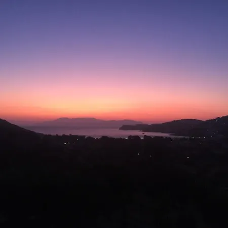 Seascape House-private Cycladic Retreat With Sea Views In 펜션